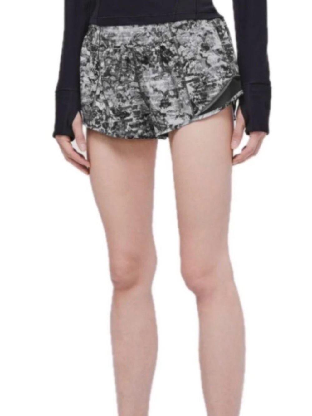 Lululemon Hotty Hot Short II *2.5" Masked Lace Starlight Black